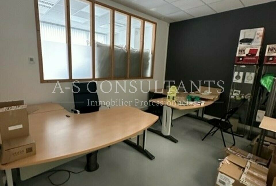 LOCAL COMMERCIAL LOCATION CHAMBERY 714491757_73_0200_5.jpg