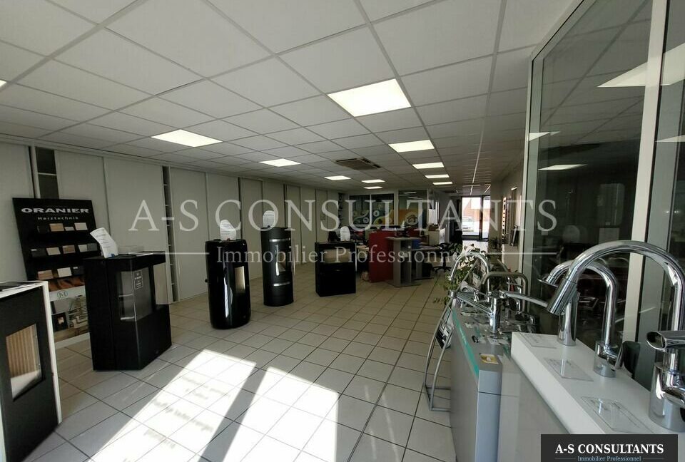 LOCAL COMMERCIAL A VENDRE ANNONAY 821985492_07_0106_4.jpg