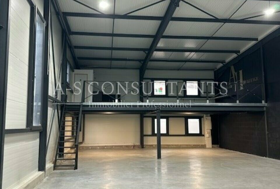 ENTREPOT LOCATION ARBIN 041783663_73_0261_2.jpg