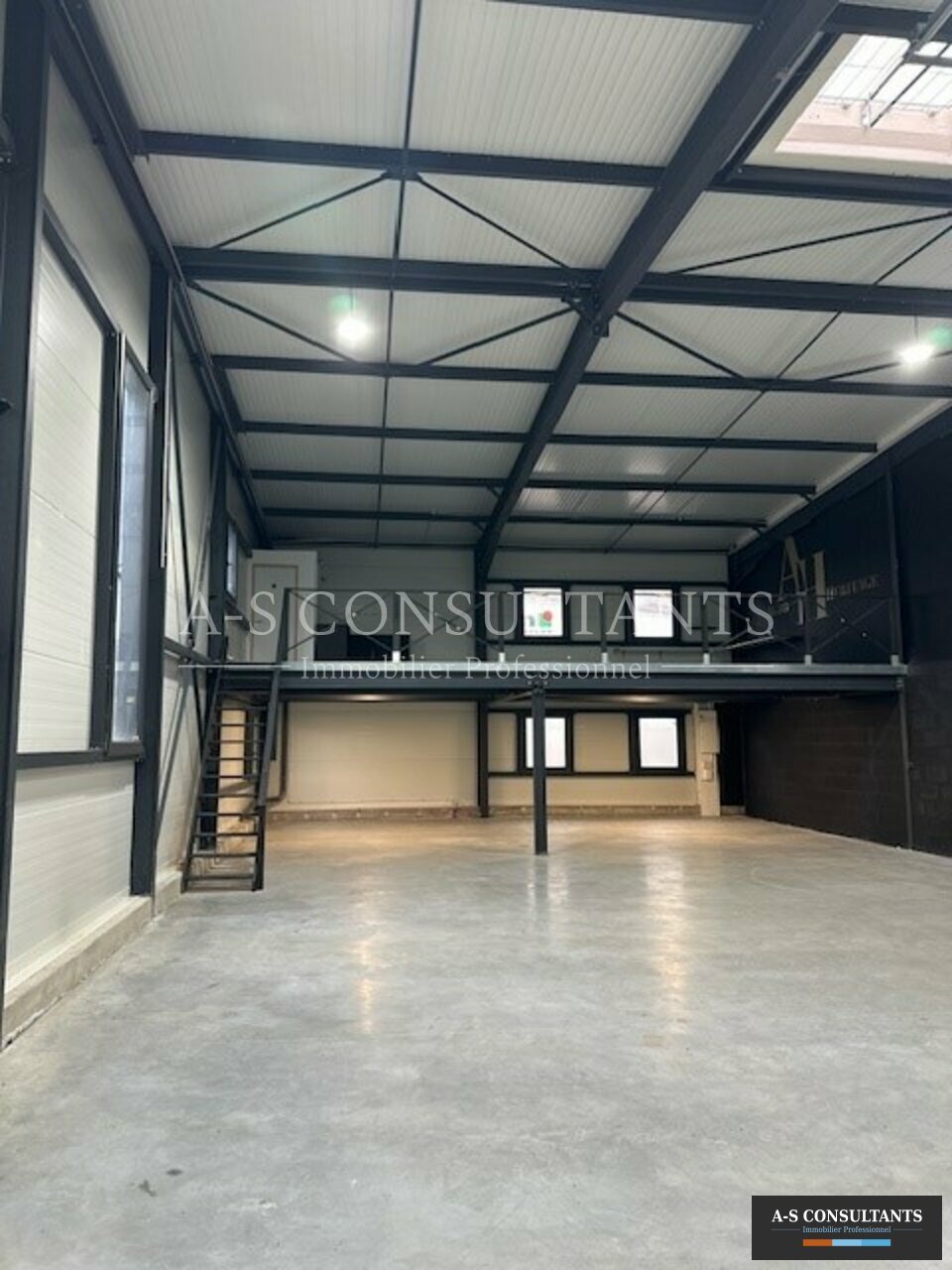 ENTREPOT LOCATION ARBIN 041783663_73_0261_2.jpg