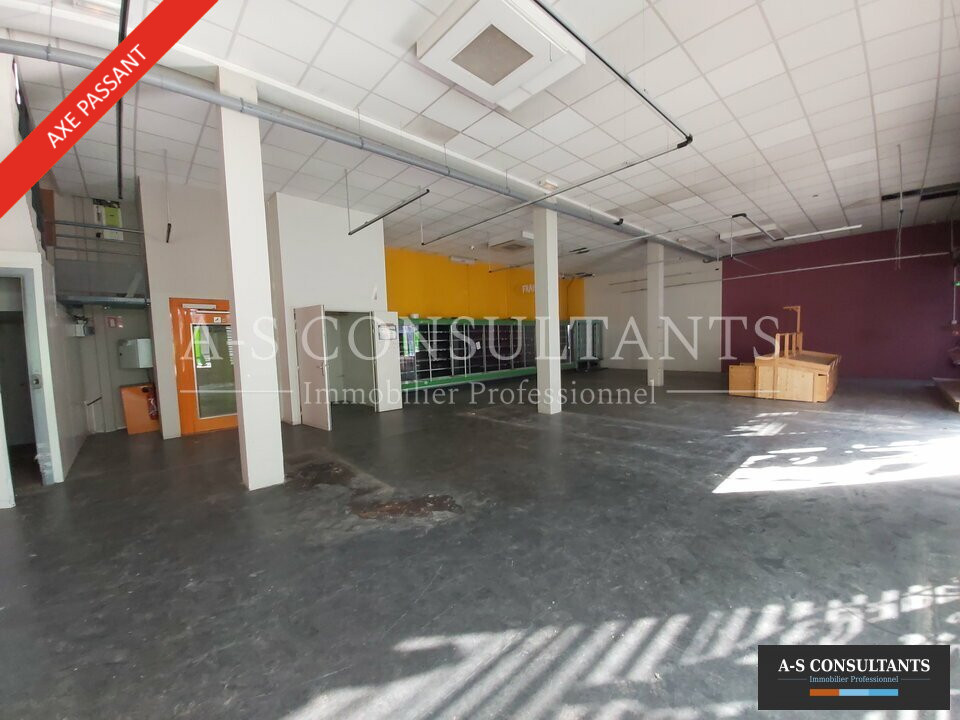 LOCAL COMMERCIAL A VENDRE ANNONAY 07_0074_1.jpg