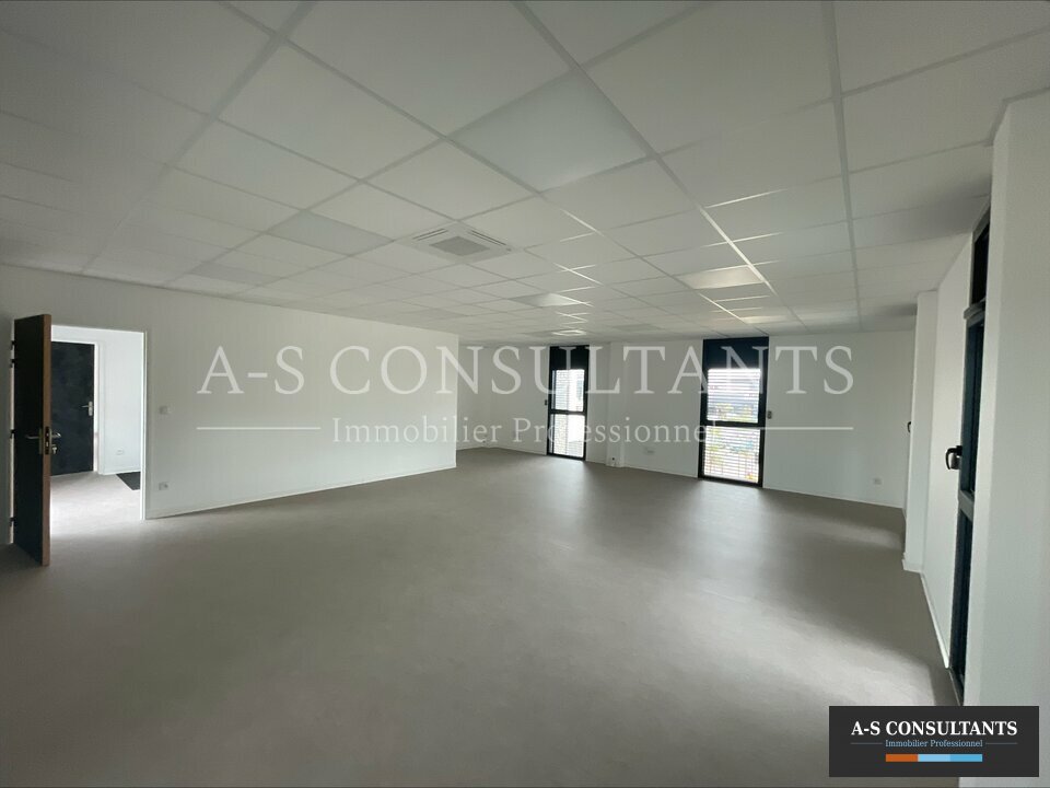 BUREAUX LOCATION GUILHERAND 07_0113_5.jpg