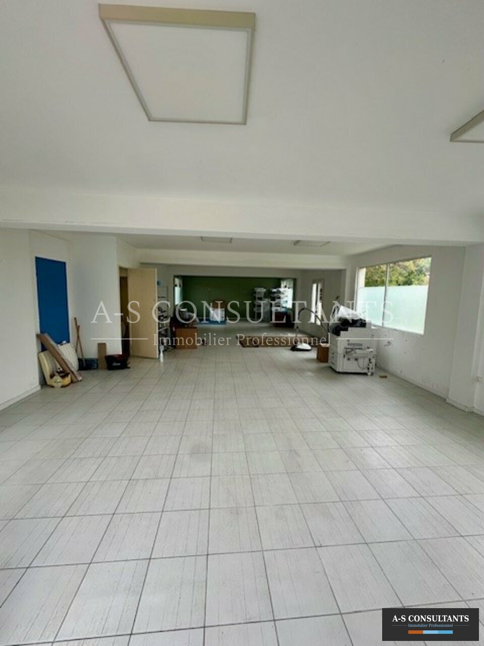 LOCAL COMMERCIAL LOCATION LA RAVOIRE 178946600_73_0241_2.jpg