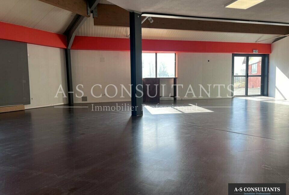 LOCAL COMMERCIAL LOCATION TOURNON 343096347_73_0238_6.jpg