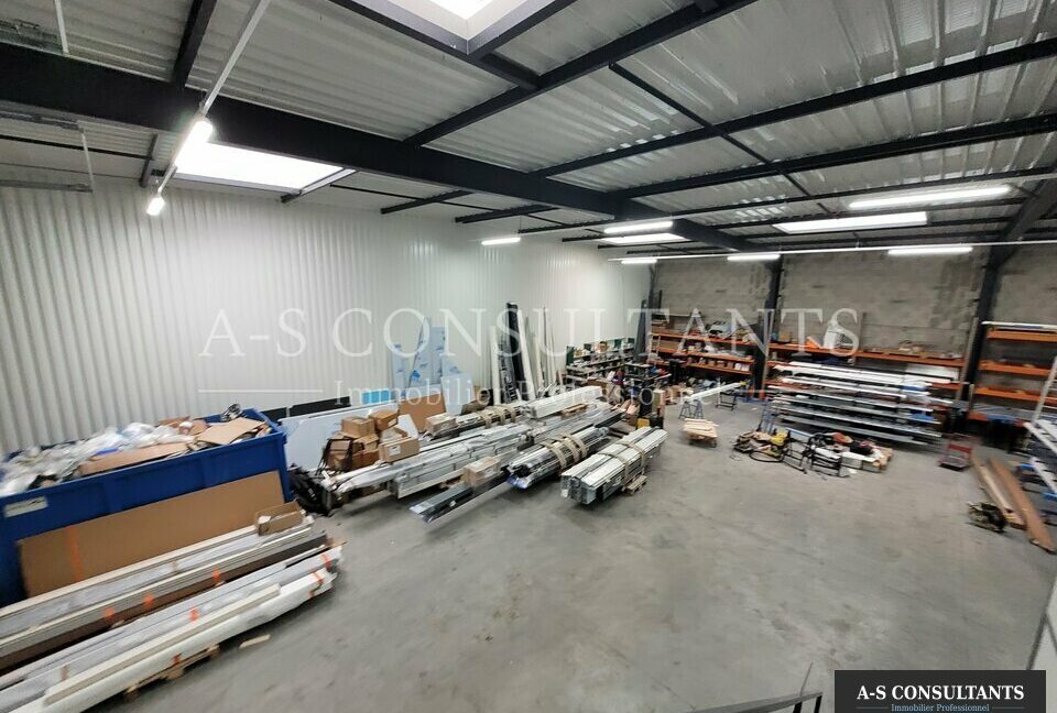 LOCAL D'ACTIVITE LOCATION CORBAS 359510522_69_0162_2.jpg