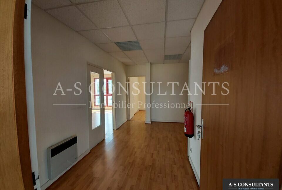 BUREAUX A VENDRE BOURGOIN JALLIEU 38_0132_5.jpg