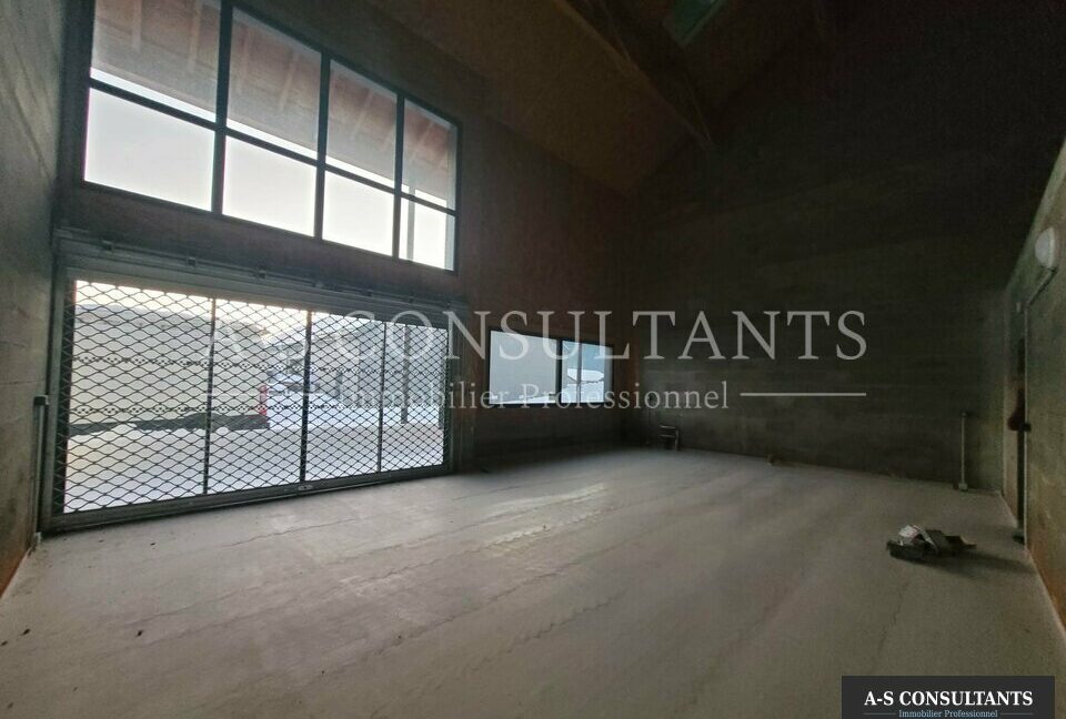 LOCAL COMMERCIAL A VENDRE VILLARD-DE-LANS 422149261_38_0339_5.jpg