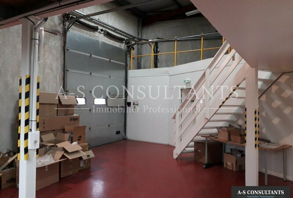 LOCAL D'ACTIVITE LOCATION FEYZIN 595682947_69_0179_2.jpg
