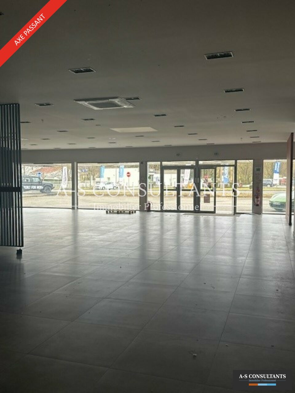 LOCAL COMMERCIAL LOCATION LA RAVOIRE 704406085_73_0258_1.jpg