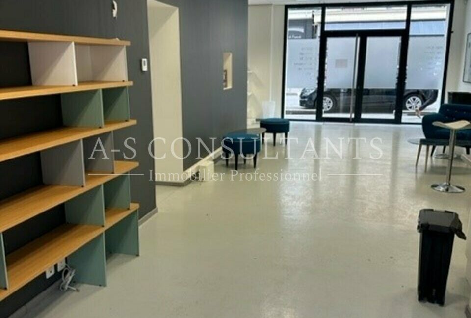 LOCAL COMMERCIAL LOCATION CHAMBERY 714493515_73_0200_7.jpg