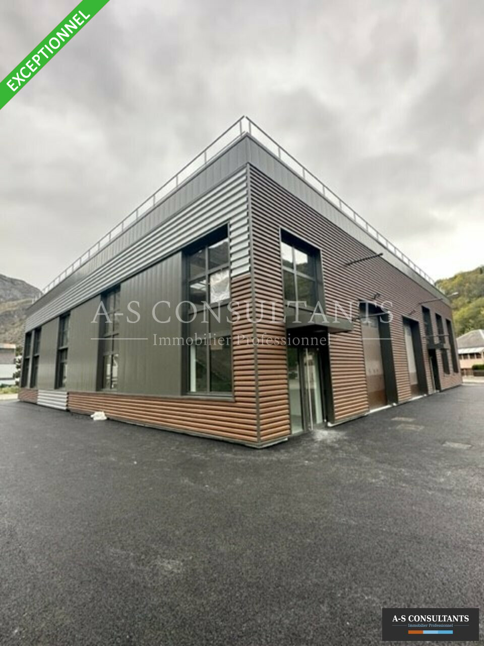 LOCAL COMMERCIAL LOCATION SAINT MICHEL DE MAURIENNE 73_0214_3.jpg