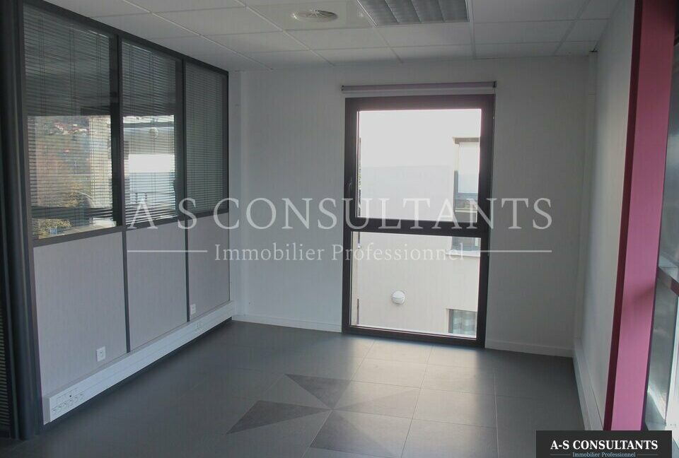 BUREAUX LOCATION GRÉSY-SUR-AIX 798134995_73_0273_3.jpg