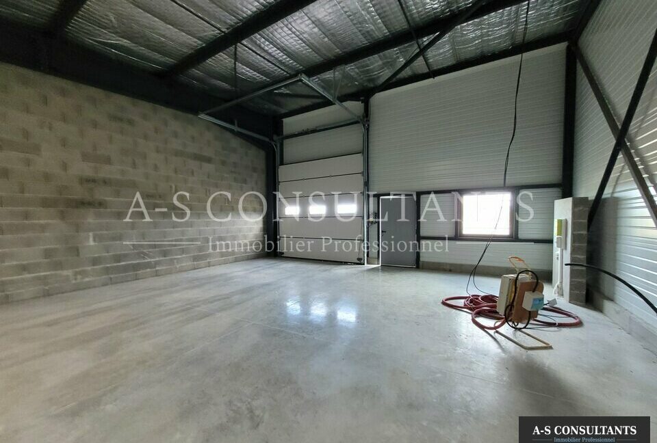 LOCAL D'ACTIVITE LOCATION REVEL TOURDAN 996896064_38_0308_4.jpg