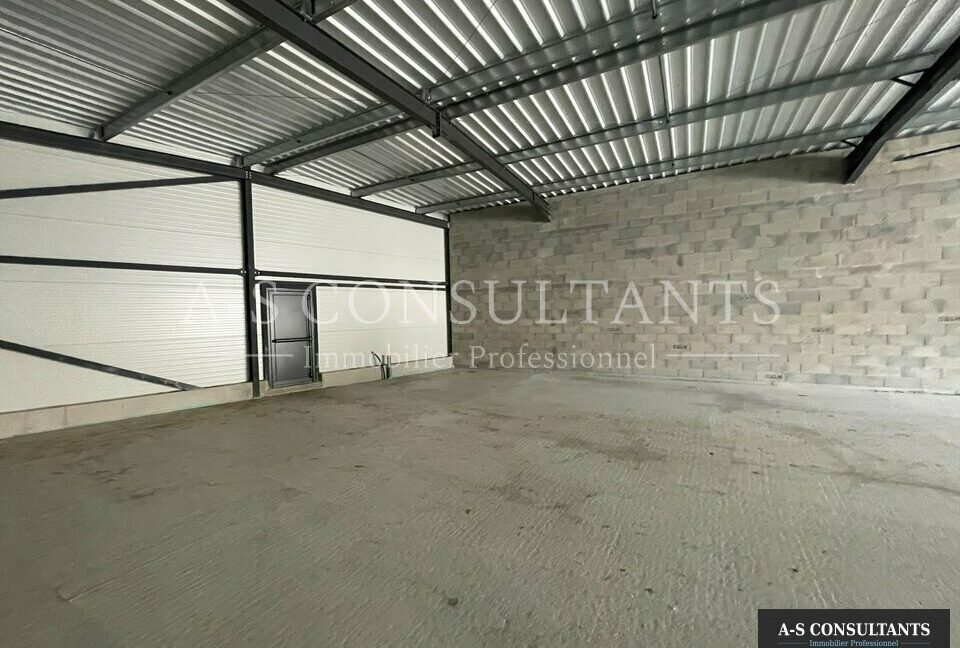 LOCAL COMMERCIAL LOCATION PONT DE L'ISERE 546938101_26_0177_1.jpg