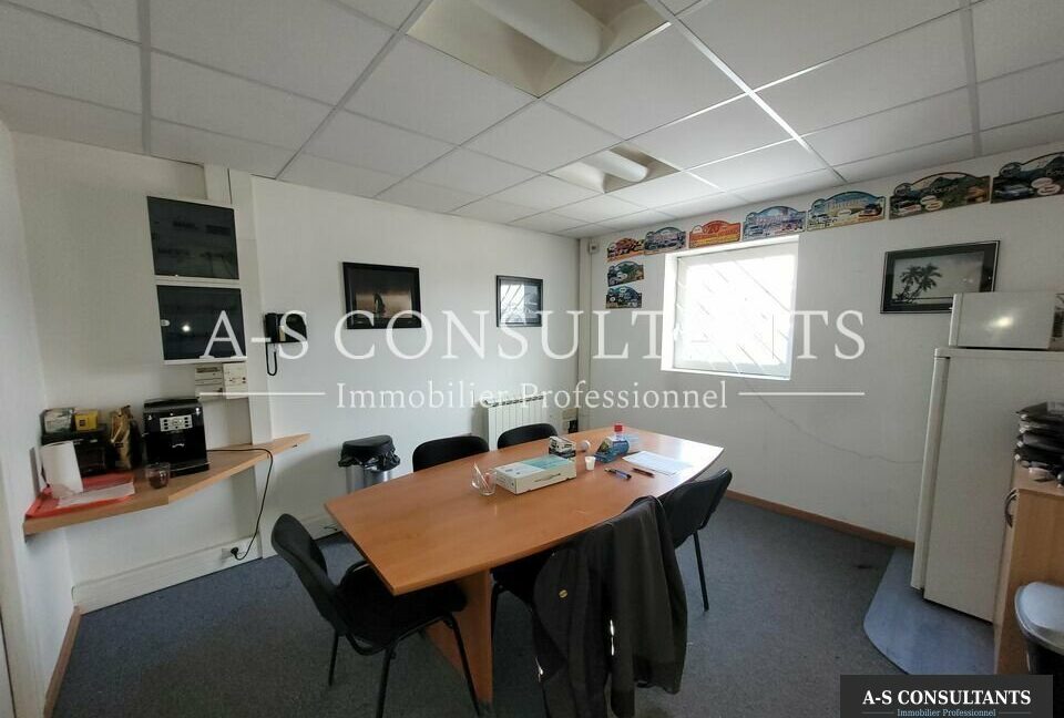 LOCAL D'ACTIVITE A VENDRE ROCHETOIRIN 452854912_38_0355_5.jpg