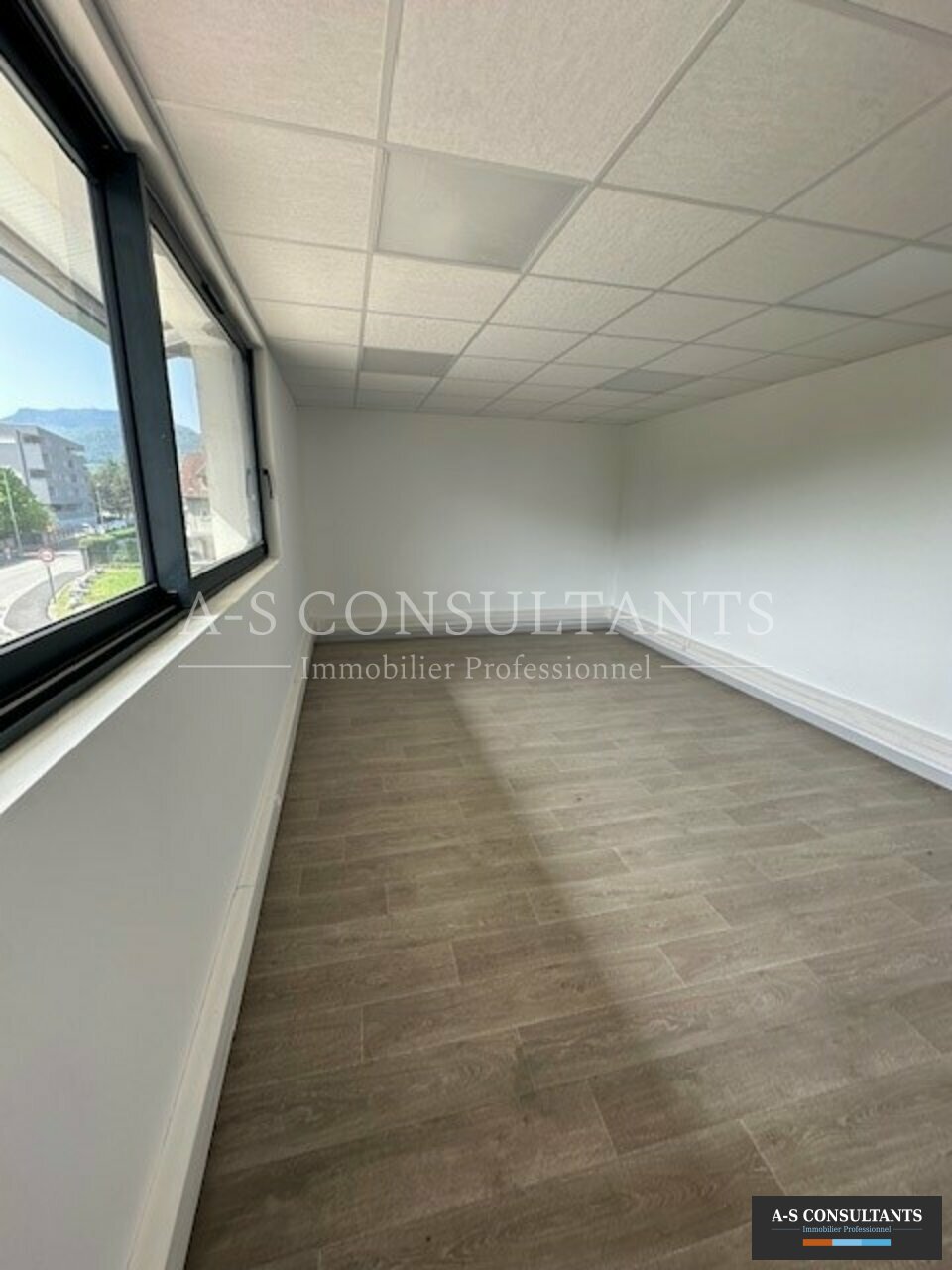 BUREAUX LOCATION LA RAVOIRE 446052456_73_0290_1.jpg