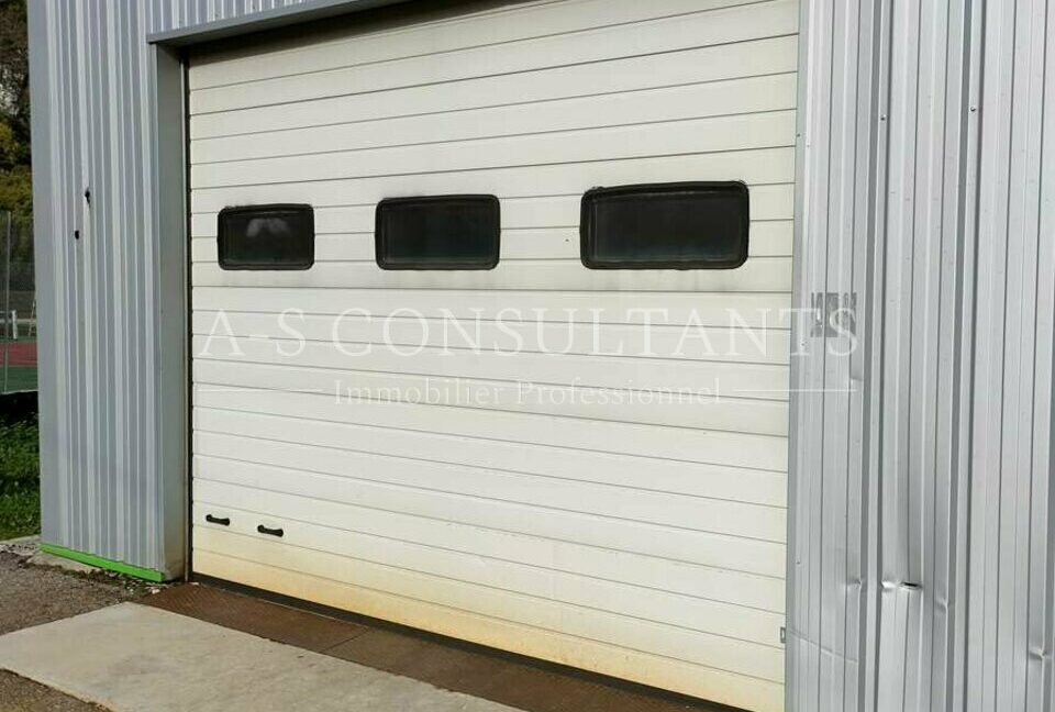 LOCAL D'ACTIVITE A VENDRE DORTAN 01_0091_7.jpg