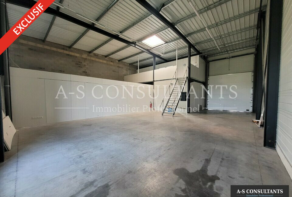 LOCAL D'ACTIVITE LOCATION MARCILLOLES 207718940_38_0164_7.jpg