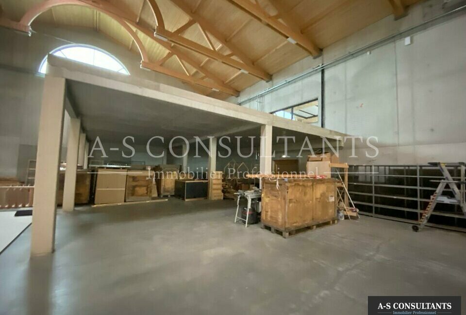 ENTREPOT LOCATION MARCHES 270926617_26_0220_2.jpg