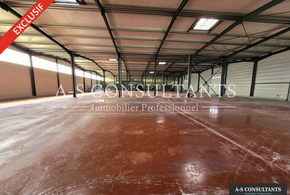 ENTREPOT LOCATION SAINT SORLIN EN VALLOIRE 333717500_26_0184_3.jpg