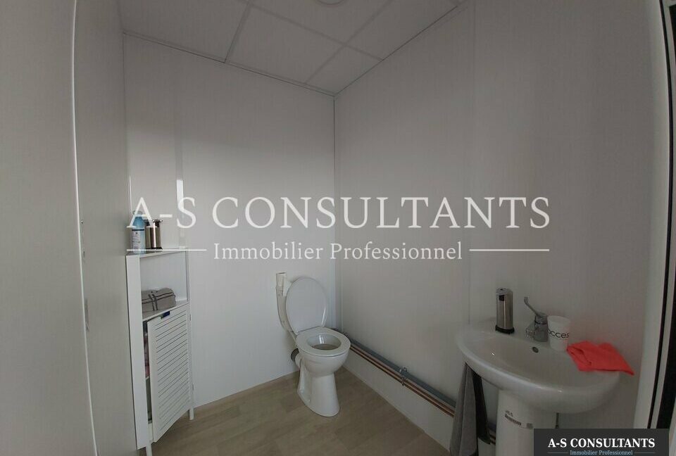 LOCAL D'ACTIVITE LOCATION MARCILLOLES 38_0164_7.jpg