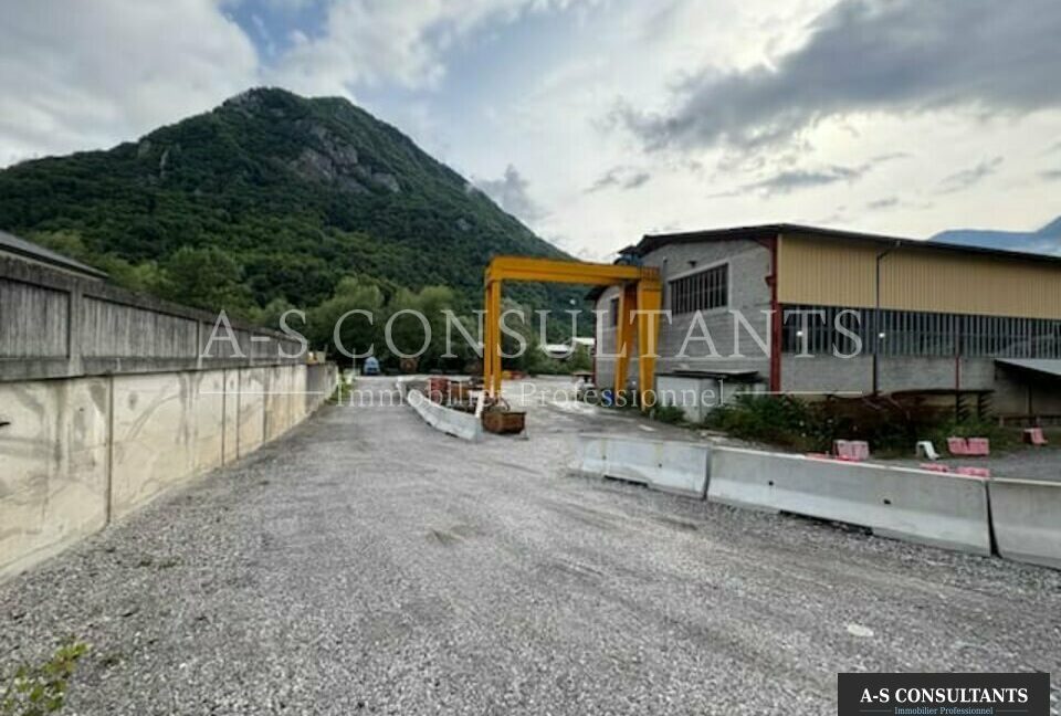 ENTREPOT LOCATION SAINT-FERRÉOL 400186904_74_0110_4.jpg