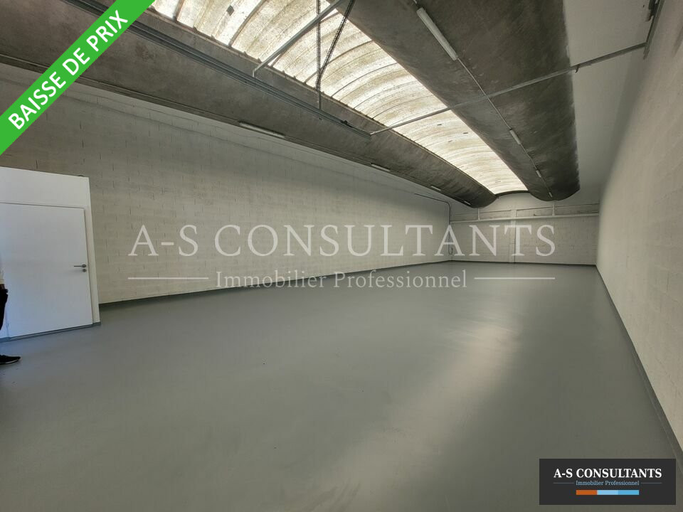 ENTREPOT LOCATION SAINT-PRIEST 546085354_69_0182_1.jpg