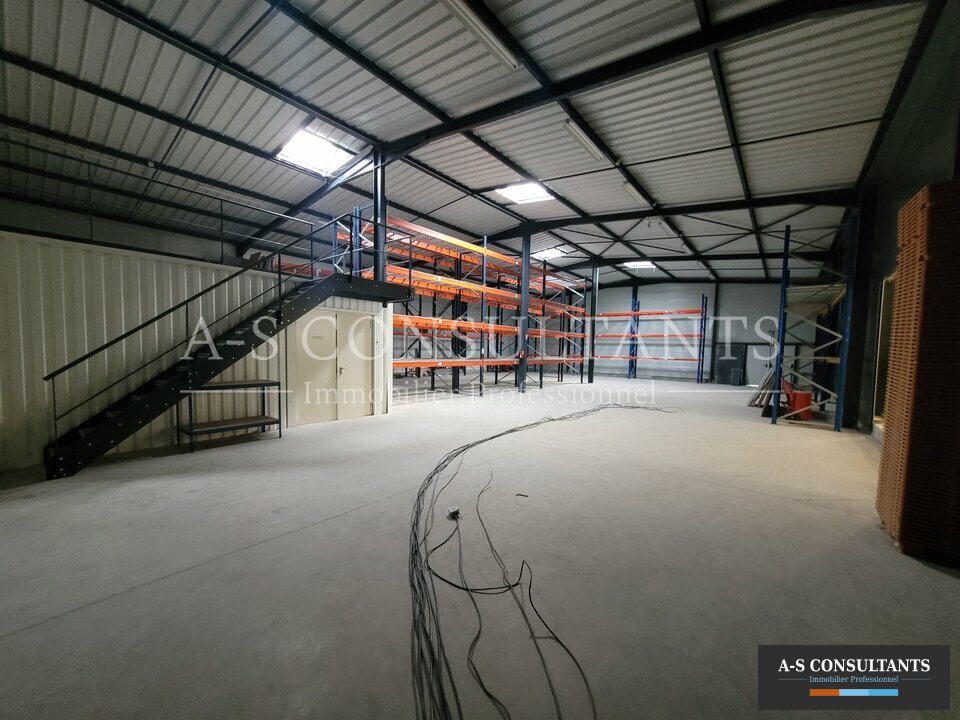 LOCAL D'ACTIVITE LOCATION DAVÉZIEUX 558411999_558161835_07_0149_5.jpg