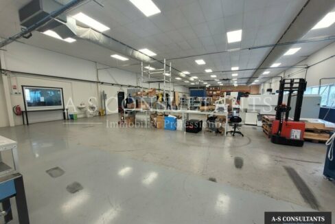 LOCAL D'ACTIVITE A VENDRE RENAGE 631685828_38_0356_2.jpg