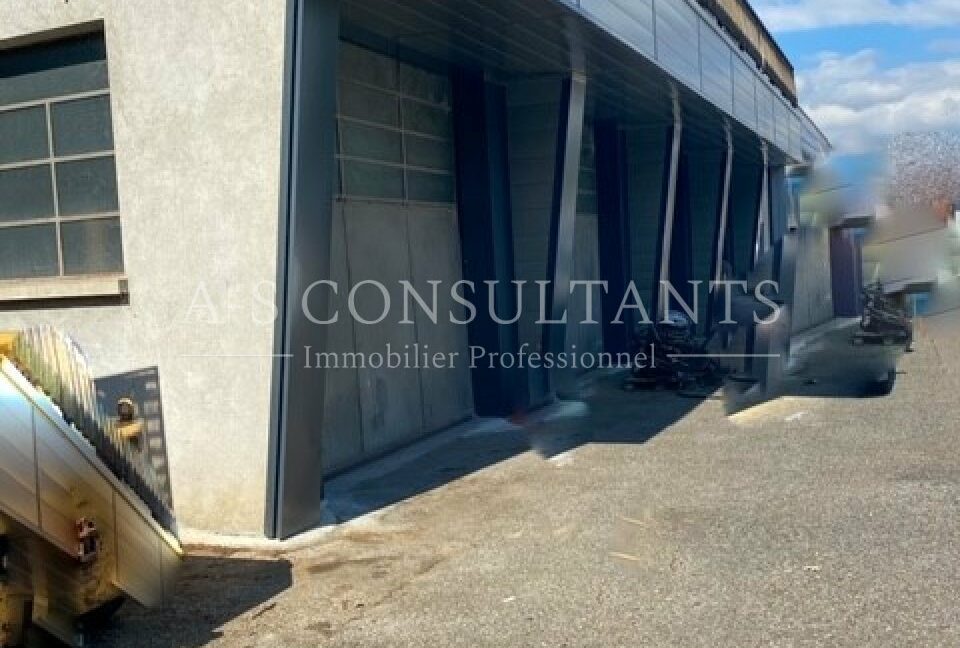 LOCAL COMMERCIAL LOCATION CHALLES LES EAUX 73_0007_4.jpg