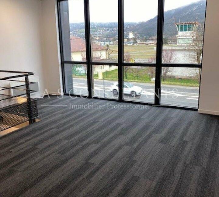 LOCAL D'ACTIVITE - ENTREPOT LOCATION CHALLES LES EAUX _73_0001_4.jpg