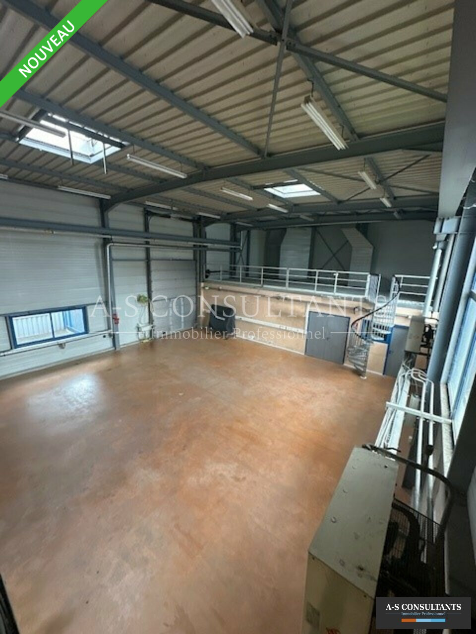 LOCAL D'ACTIVITE LOCATION LA ROCHE-SUR-FORON 362774807_74_0097_1.jpg