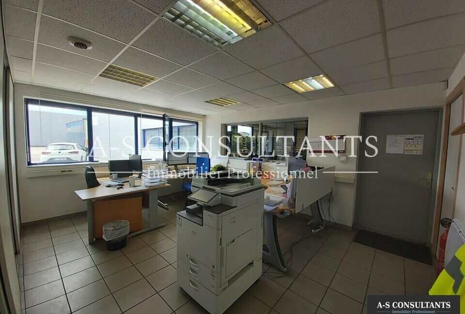 LOCAL D'ACTIVITE LOCATION VIRIVILLE 38_0371_5.jpg