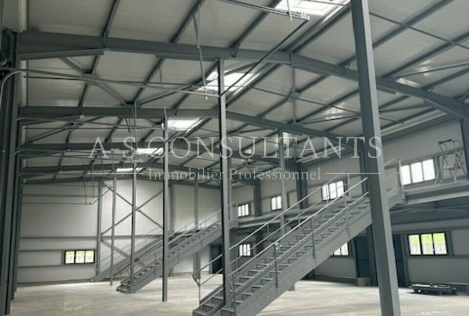 ENTREPOT LOCATION LA BIOLLE 469653541_73_0286_9.jpg