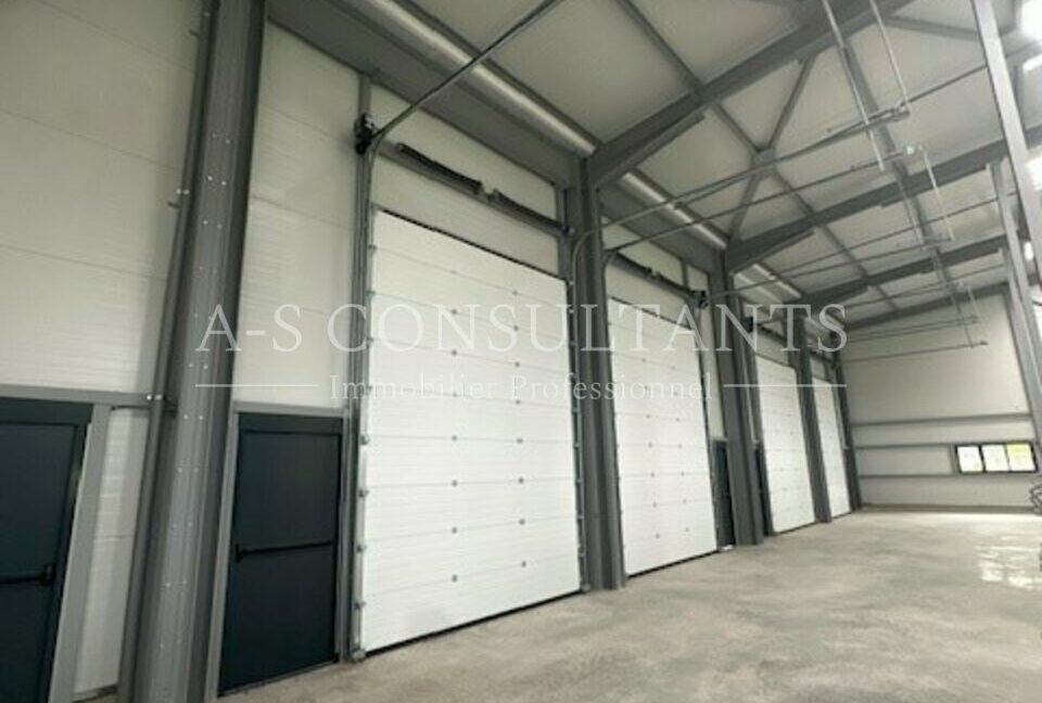 ENTREPOT LOCATION LA BIOLLE 469654526_73_0286_10.jpg