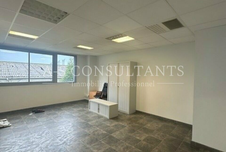 ENTREPOT LOCATION ALBERTVILLE 698654287_73_0309_3.jpg