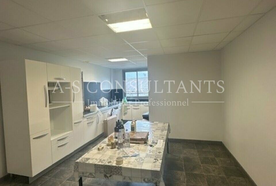 ENTREPOT LOCATION ALBERTVILLE 698657461_73_0309_6.jpg