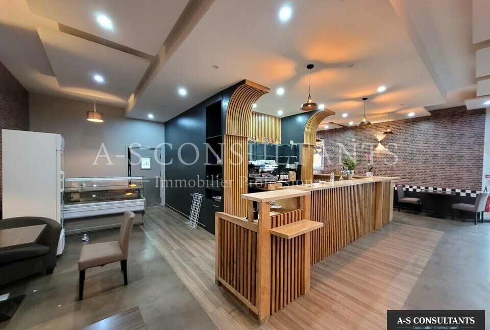 LOCAL COMMERCIAL LOCATION DAVEZIEUX 884019360_07_0109_4.jpg