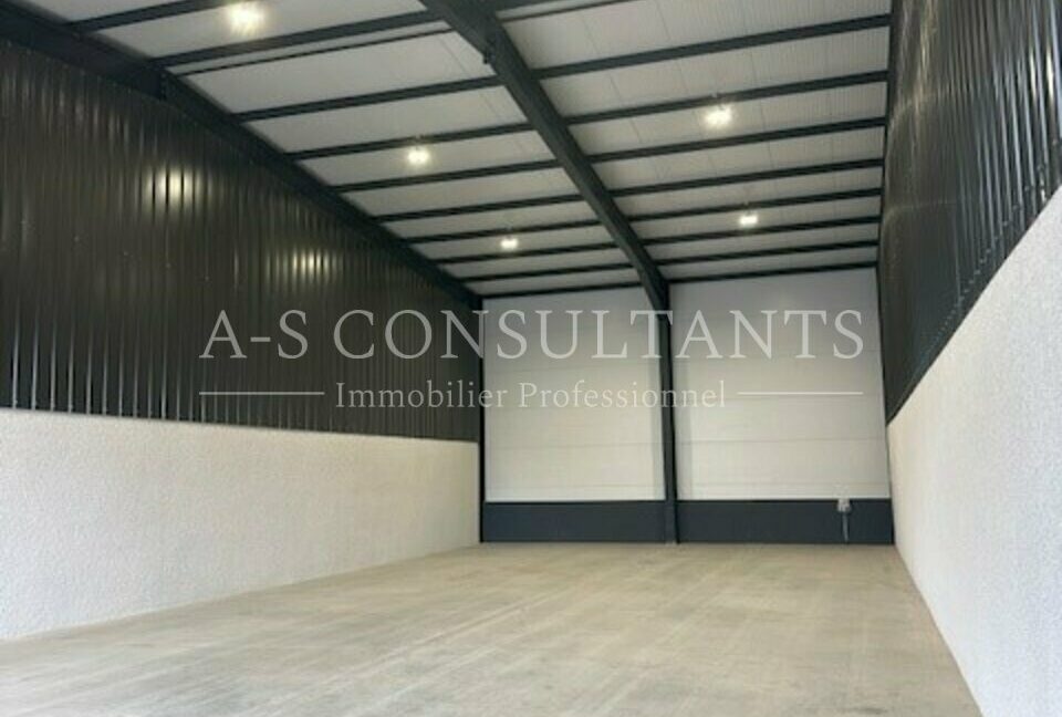 ENTREPOT LOCATION TOURNON 928185217_73_0129_5.jpg