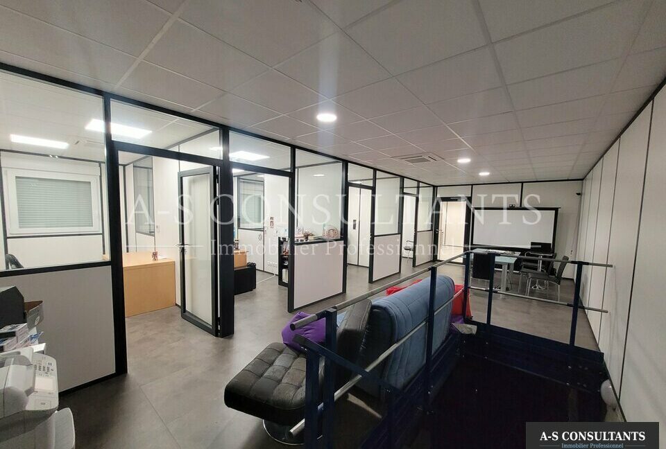 LOCAL COMMERCIAL A VENDRE DAVÉZIEUX 216480079_07_0150_3.jpg