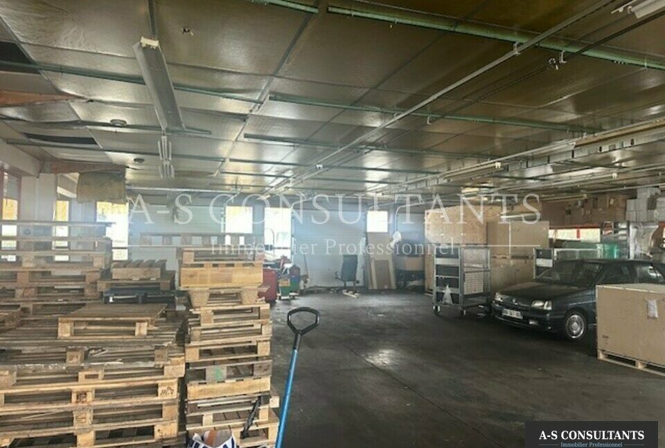 ENTREPOT LOCATION SAINT PIERRE EN FAUCIGNY 344255042_74_0085_2.jpg