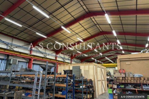 ENTREPOT LOCATION VALSERHÔNE 377778891_01_0107_2.jpg