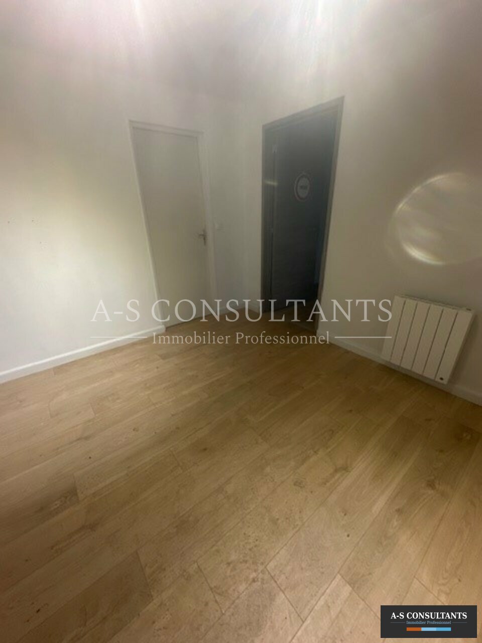 BUREAUX LOCATION LE BOURGET-DU-LAC 421085044_73_0266_1.jpg