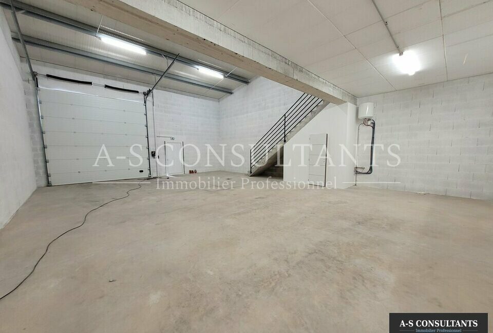 LOCAL D'ACTIVITE LOCATION VAULX-MILIEU 987168876_38_0343_3.jpg