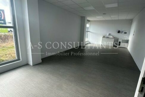 LOCAL COMMERCIAL LOCATION CHAMBERY 435088774_73_0092_3.jpg