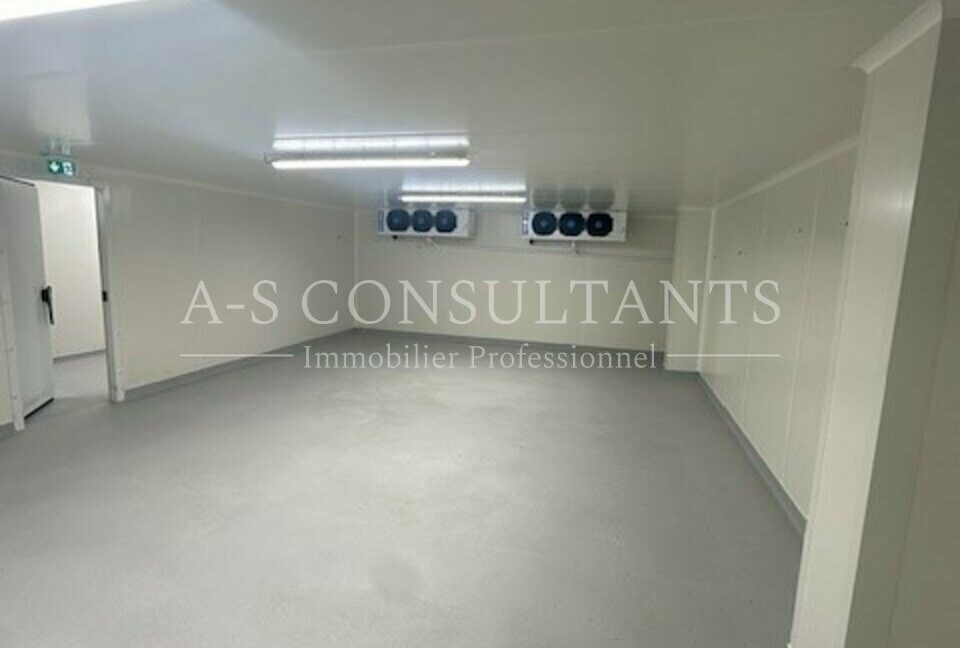 LOCAL COMMERCIAL LOCATION CHAMBERY 435092250_73_0092_6.jpg