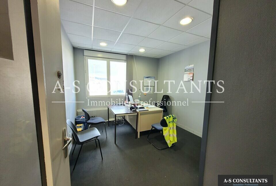 LOCAL D'ACTIVITE LOCATION DAVÉZIEUX 459833828_07_0151_1.jpg