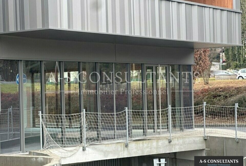 LOCAL COMMERCIAL LOCATION GRÉSY-SUR-AIX 919670280_73_0319_1.jpg