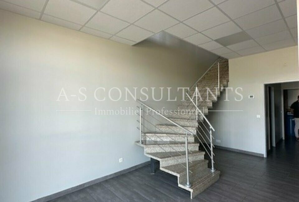 BATIMENT INDUSTRIEL LOCATION SAINT FELIX 935782183_74_0111_8.jpg