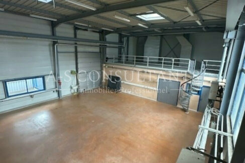 LOCAL D'ACTIVITE LOCATION LA ROCHE-SUR-FORON 362774807_74_0097_1.jpg